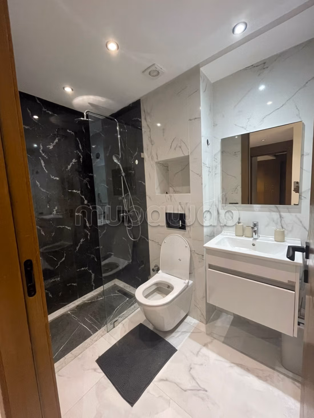 Appartement en location à Palmier. 
1 chambre. 
Bien meublé