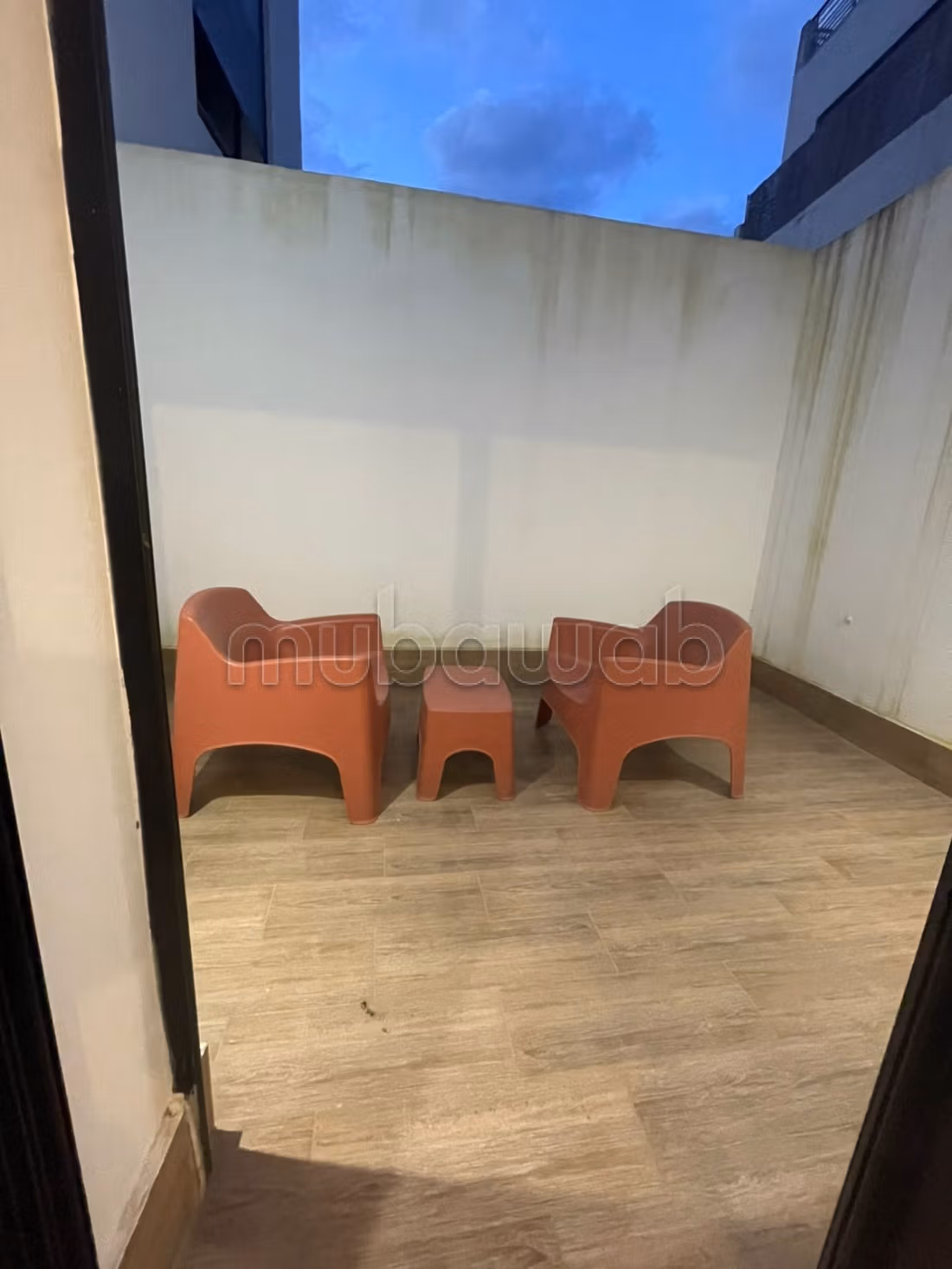 Appartement en location à Palmier. 
1 chambre. 
Bien meublé
