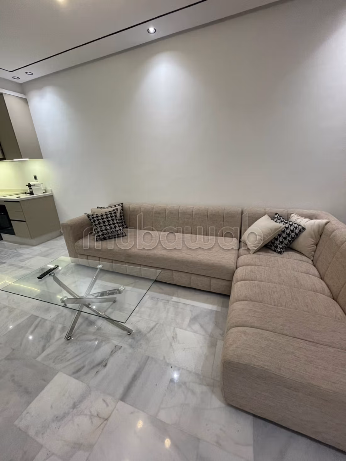Appartement en location à Palmier. 
1 chambre. 
Bien meublé