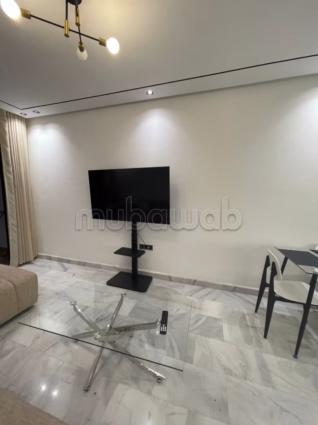 Appartement en location à Palmier. 
1 chambre. 
Bien meublé