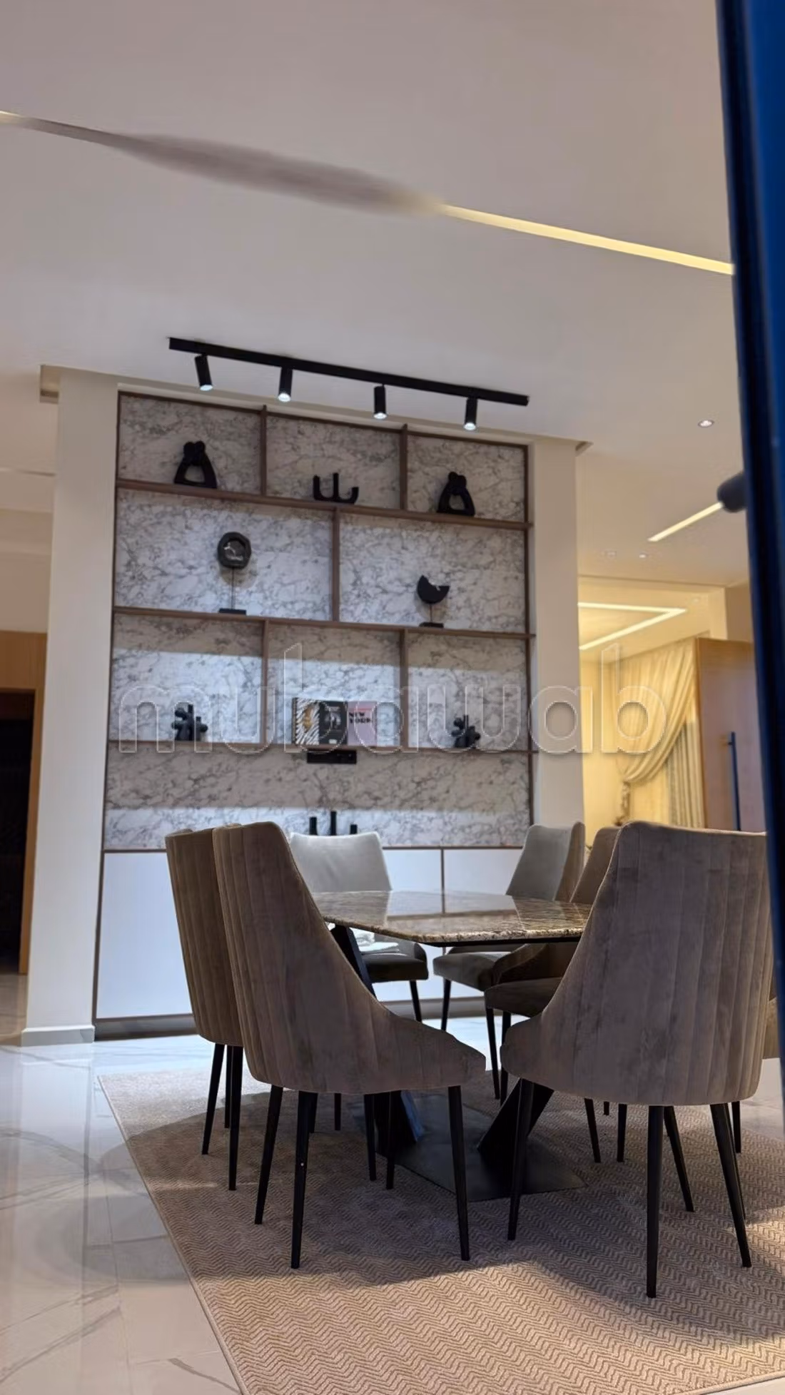Villa de luxe à louer à Route de l'Ourika.
6 chambres.
Bien meublé
