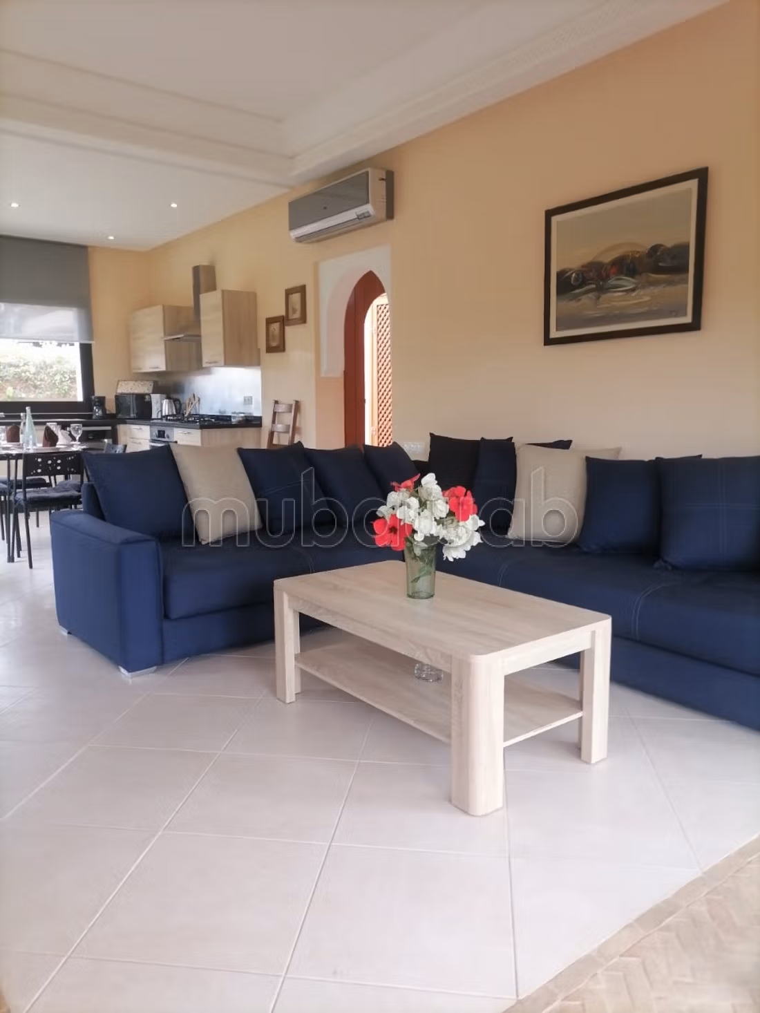 Belle villa avec piscine à Diyar Shamsi 
Agadir