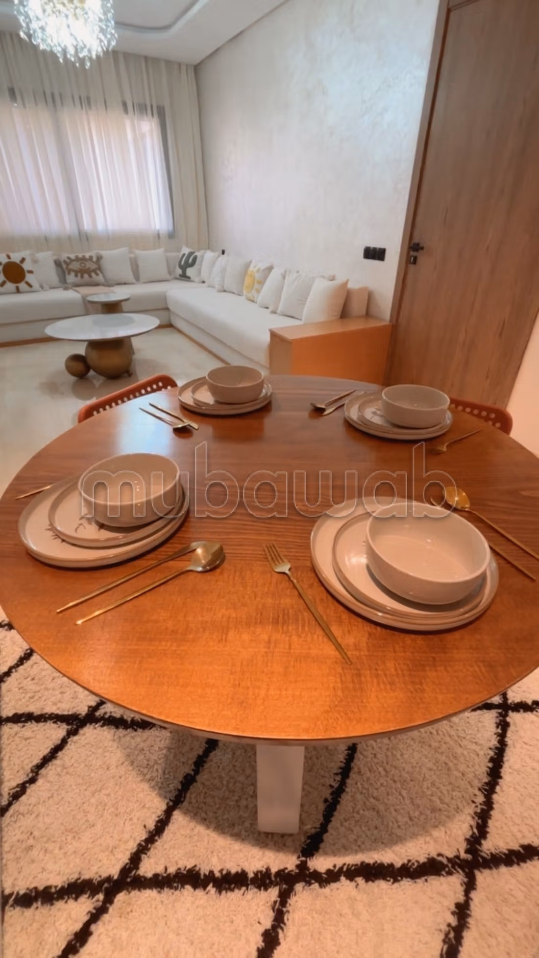 Location d'un appartement moderne meublé à Guéliz