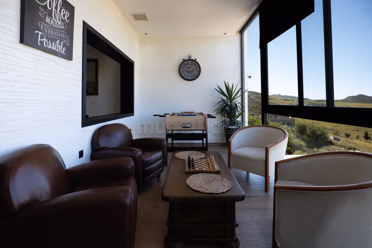 Villas de luxe à louer à Manar. 2 pièces confortables. Piscine et cheminée