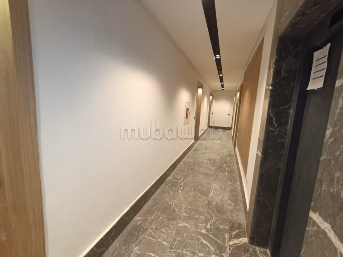 Plateau bureau neuf de 61m2 à la location – Route d’el Jadida