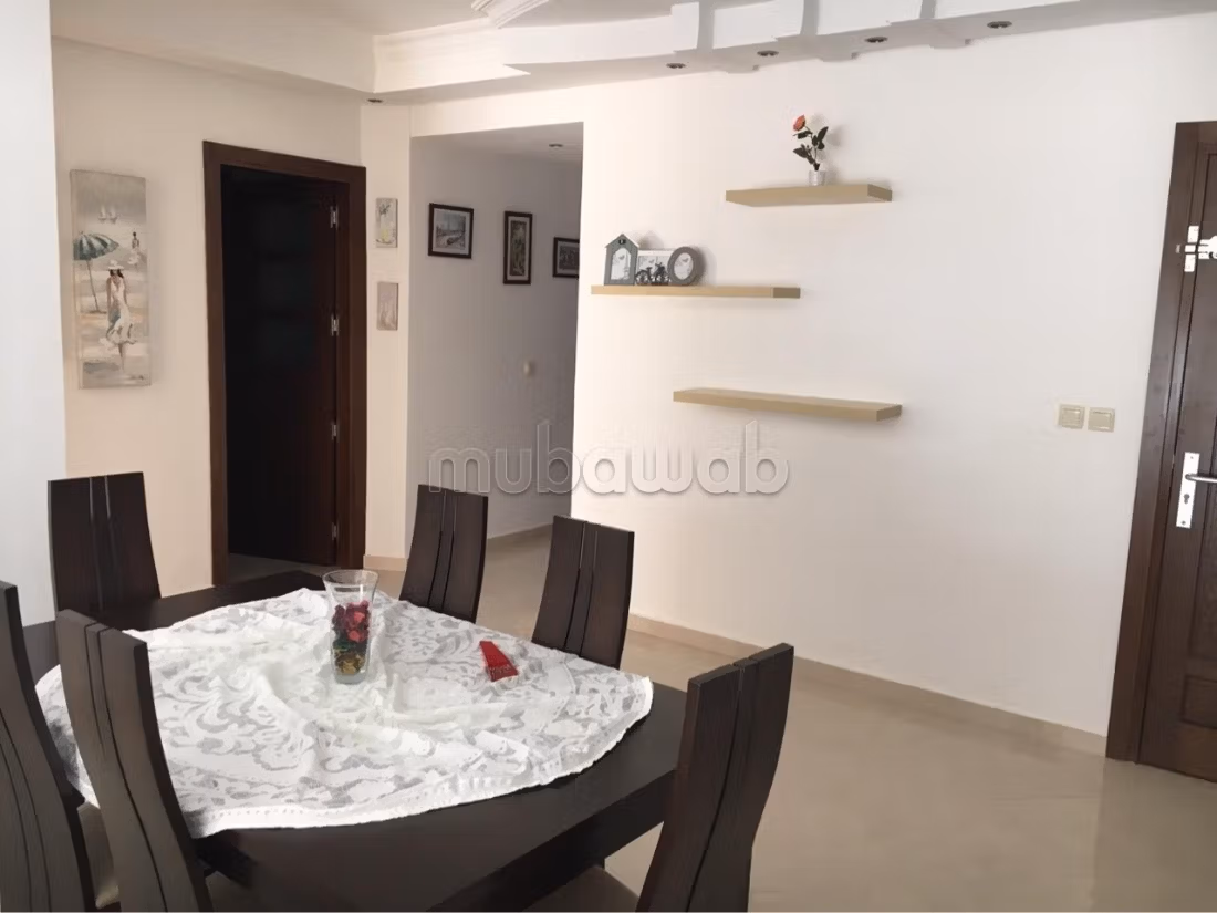 Superbe appartement à louer en Hassan Centre Ville.
Surface de 90 m².
Bien meublé