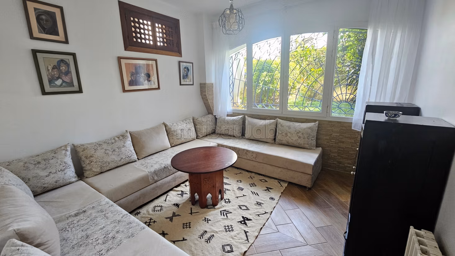 Superbe villa meublée avec piscine en front de mer