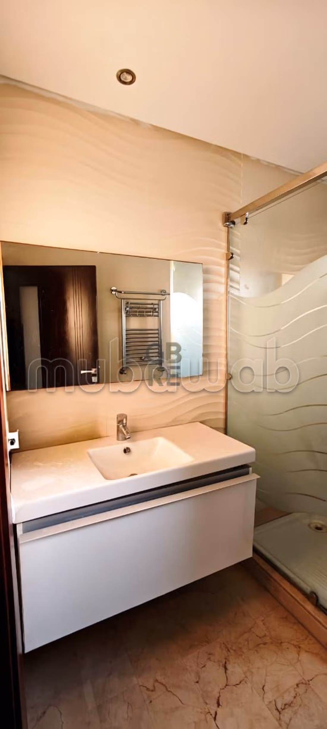 Villa arredata con piscina in affitto a Hay Riad