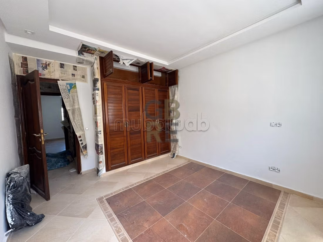 Una villa reformada en un barrio muy tranquilo cerca del centro de Hay Riad