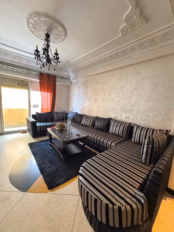 Studio à Louer –sur Maarif meublé