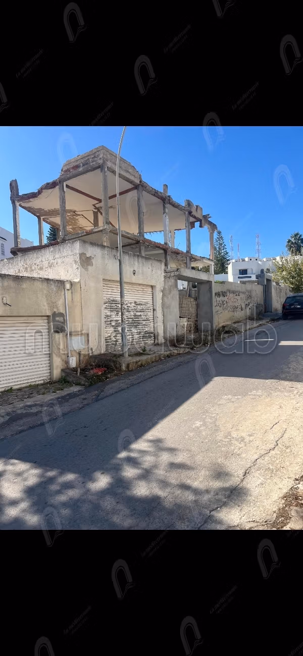 A vendre villa inachevée a menzah 9