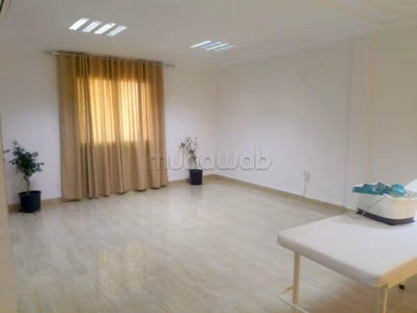 For rent an office in Carthage Salambo