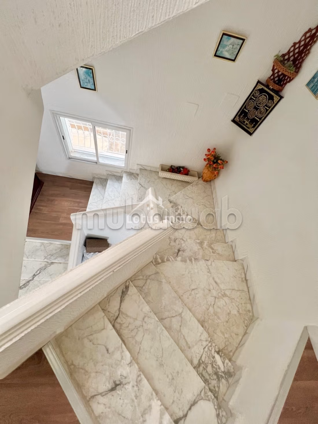 A Vendre Villa à Ennasr 1
