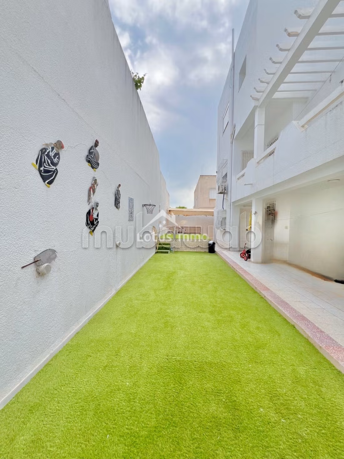 A Vendre Villa à Ennasr 1