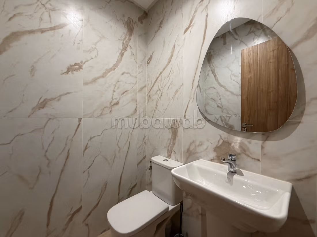Appartement en vente à Guéliz. Surface totale 79 m². Bien meublé