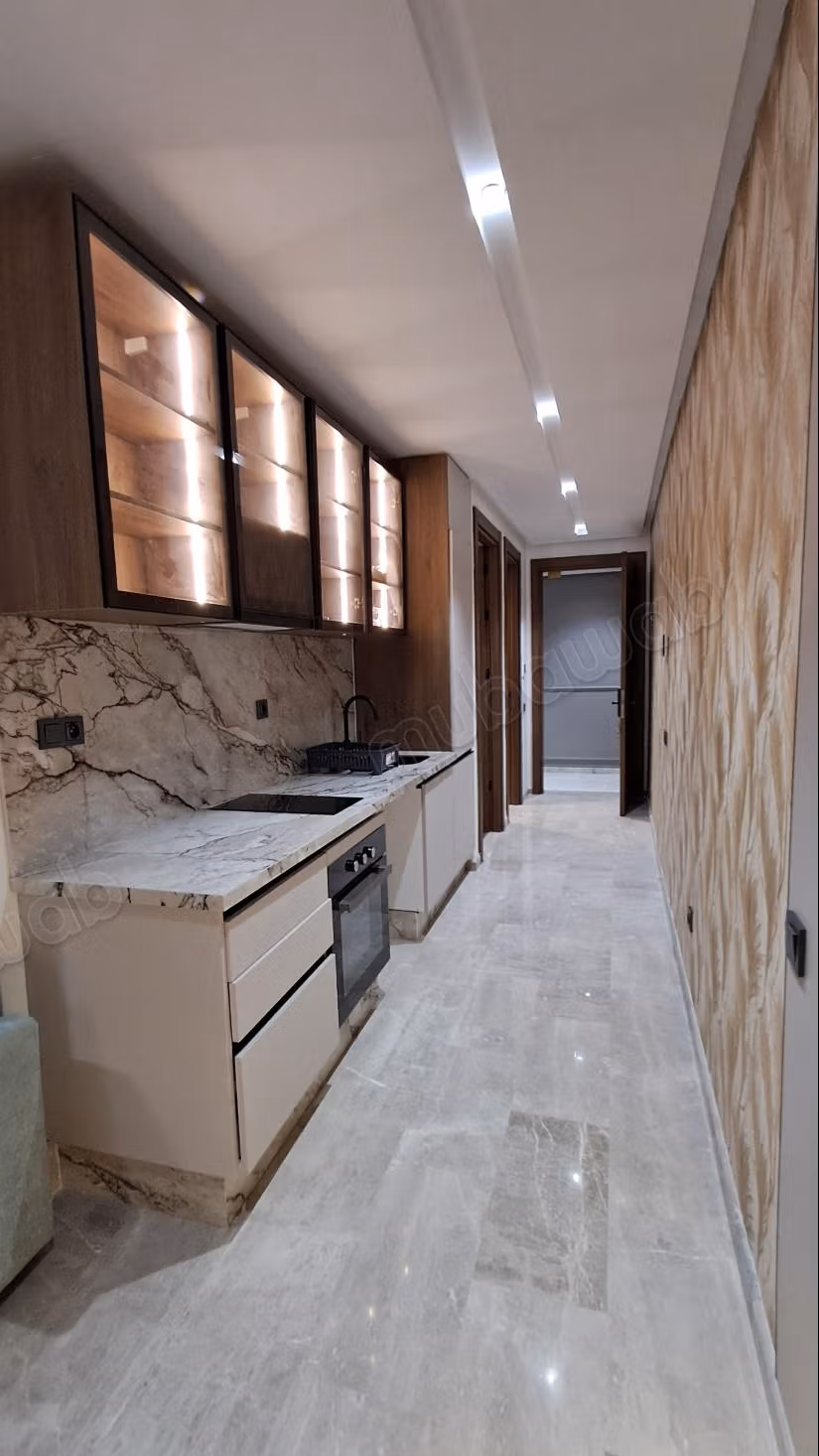 Estudio Amueblado en Alquiler en Las Princesas Maarif