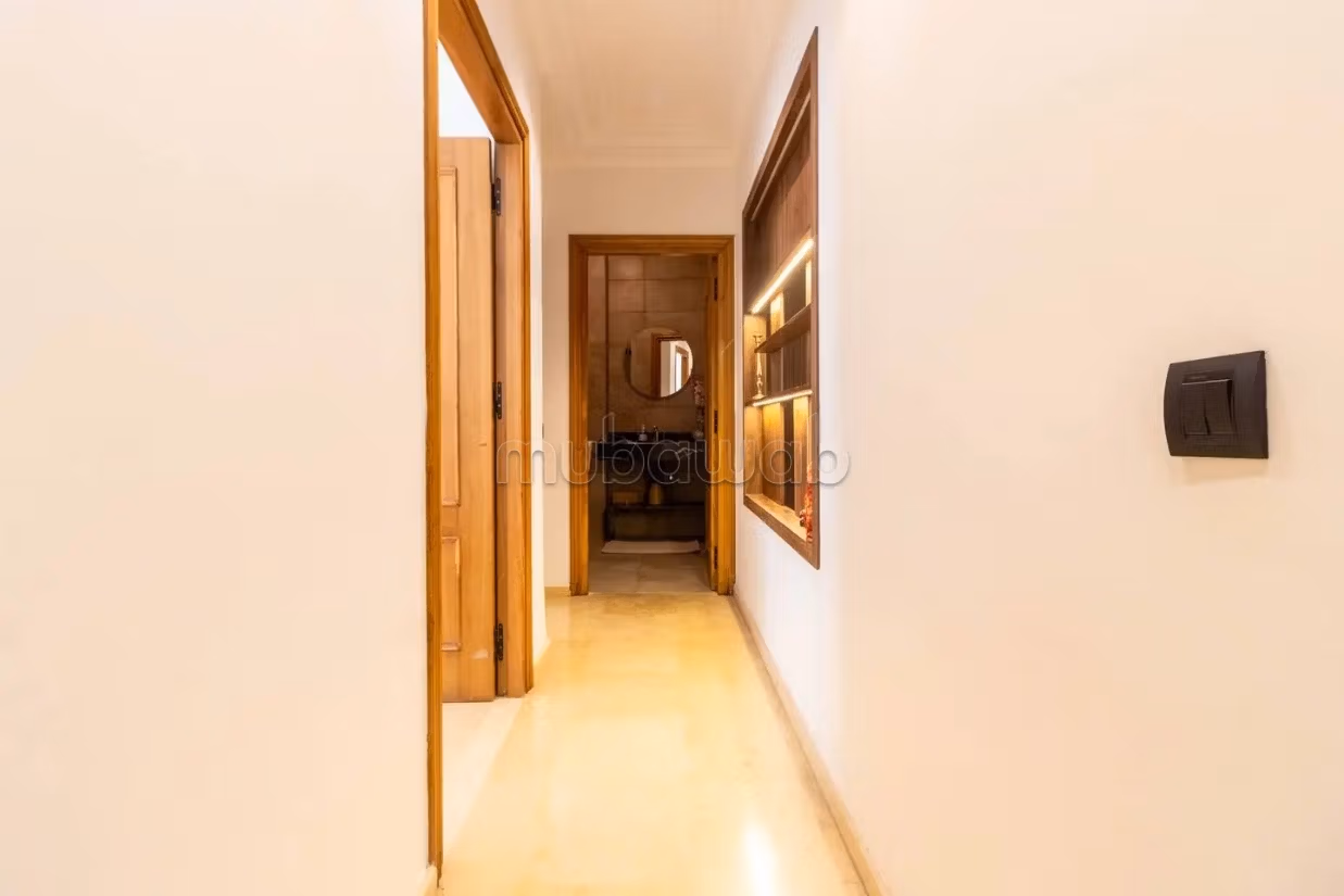 Appartement de vacances à louer à Racine. Surface de 90 m². Fenêtres avec double vitrage et porte blindée