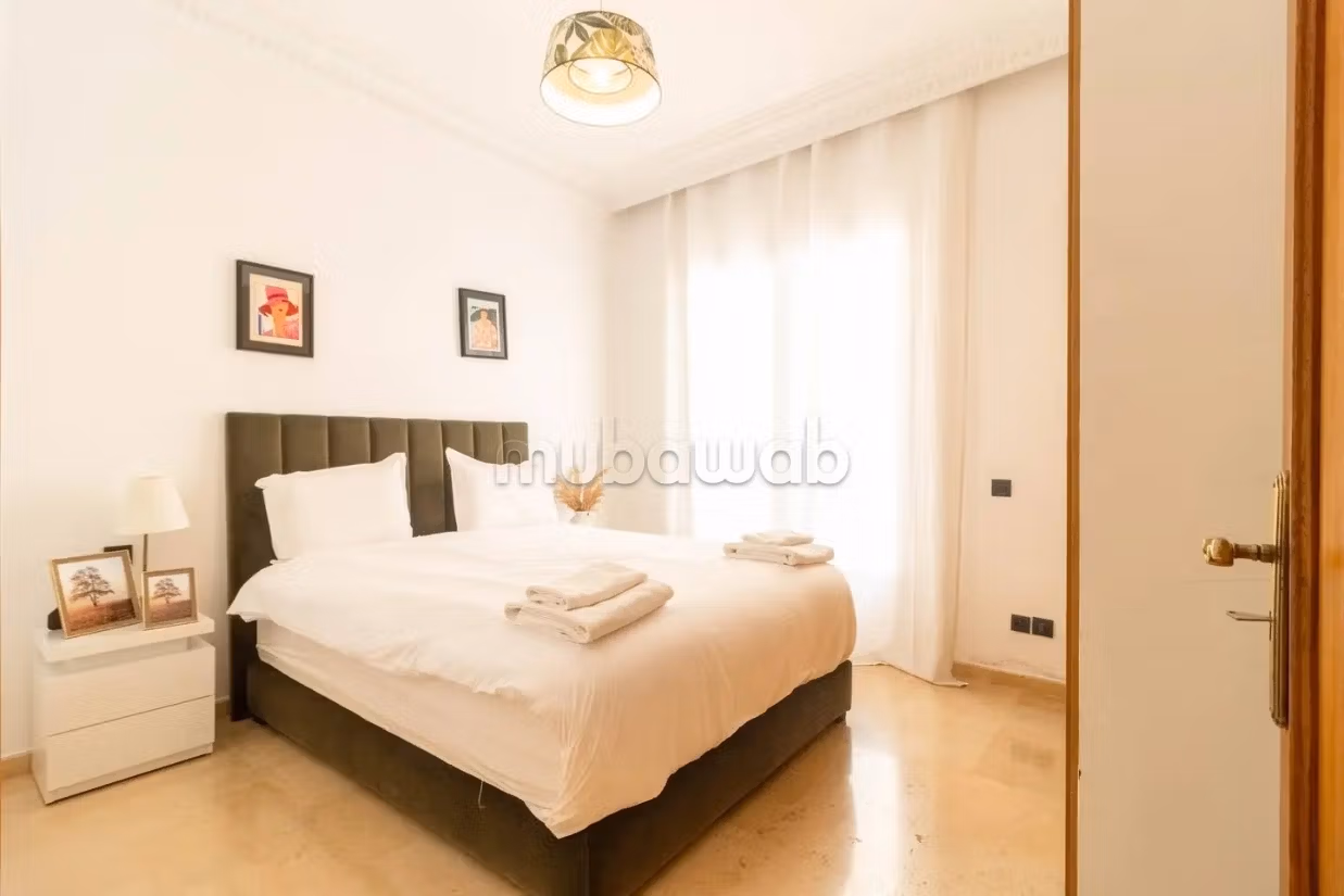 Appartement de vacances à louer à Racine. Surface de 90 m². Fenêtres avec double vitrage et porte blindée