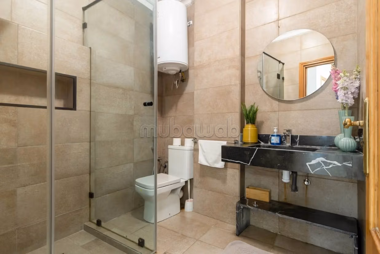 Appartement de vacances à louer à Racine. Surface de 90 m². Fenêtres avec double vitrage et porte blindée