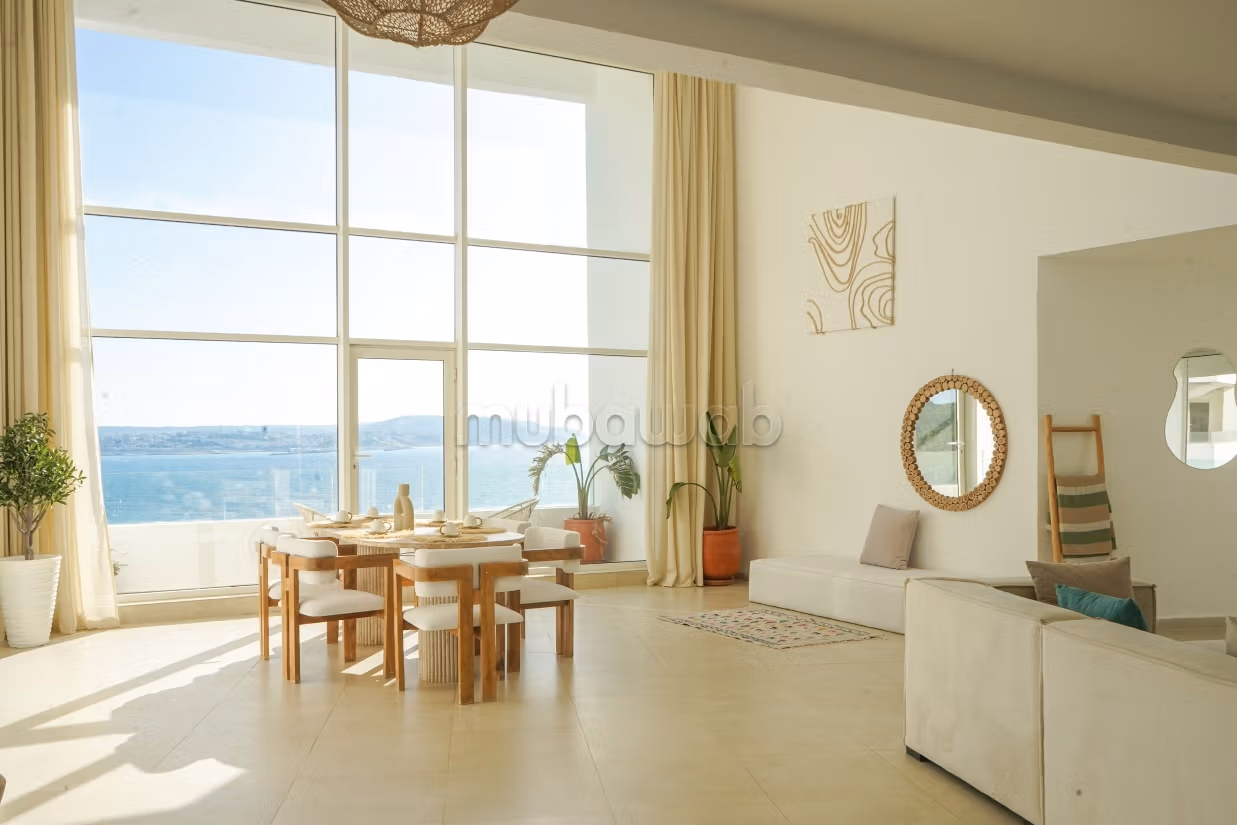 Location d'un appartement à Malabata. 3 belles chambres. Vue sur mer et porte blindée