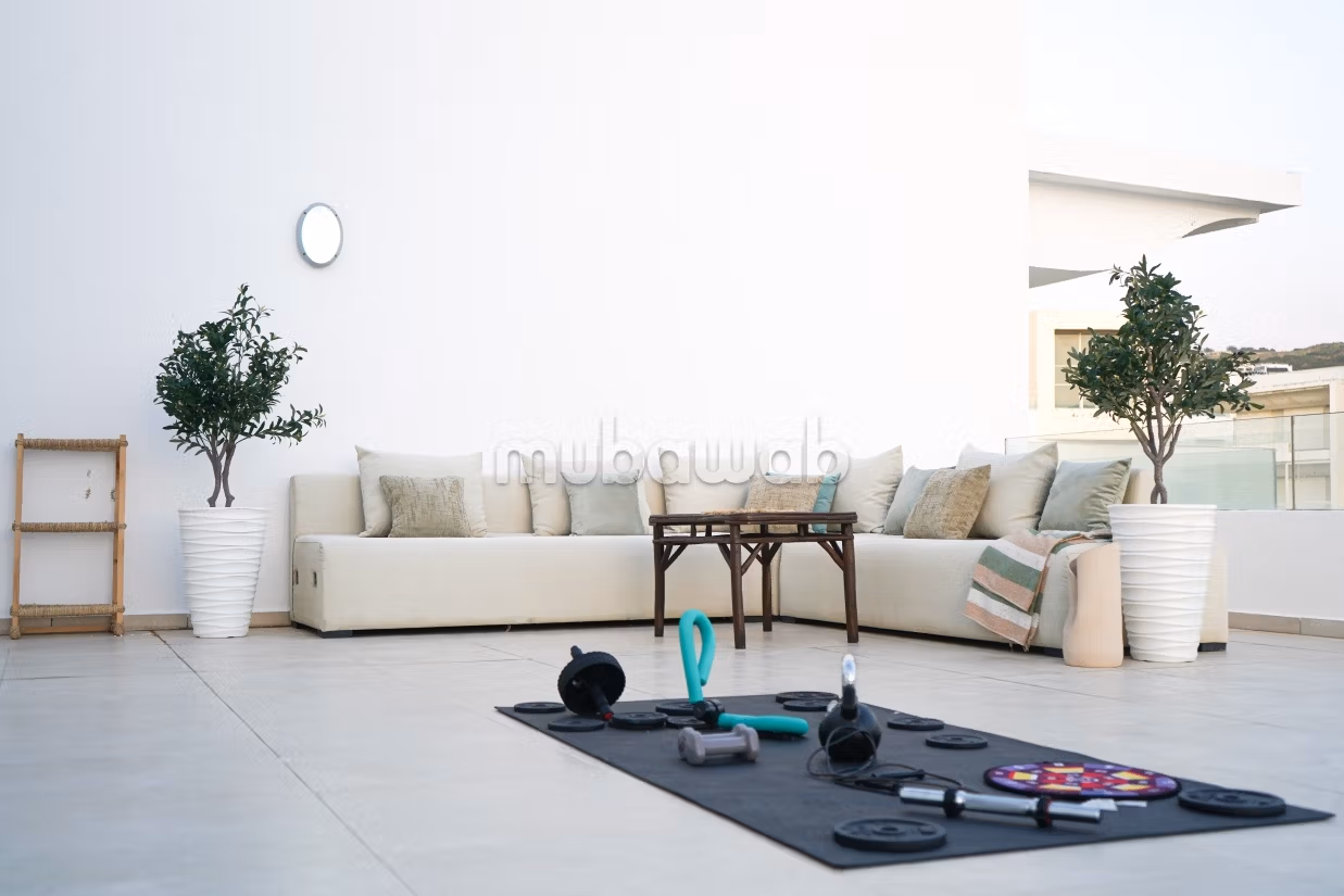 Location d'un appartement à Malabata. 3 belles chambres. Vue sur mer et porte blindée