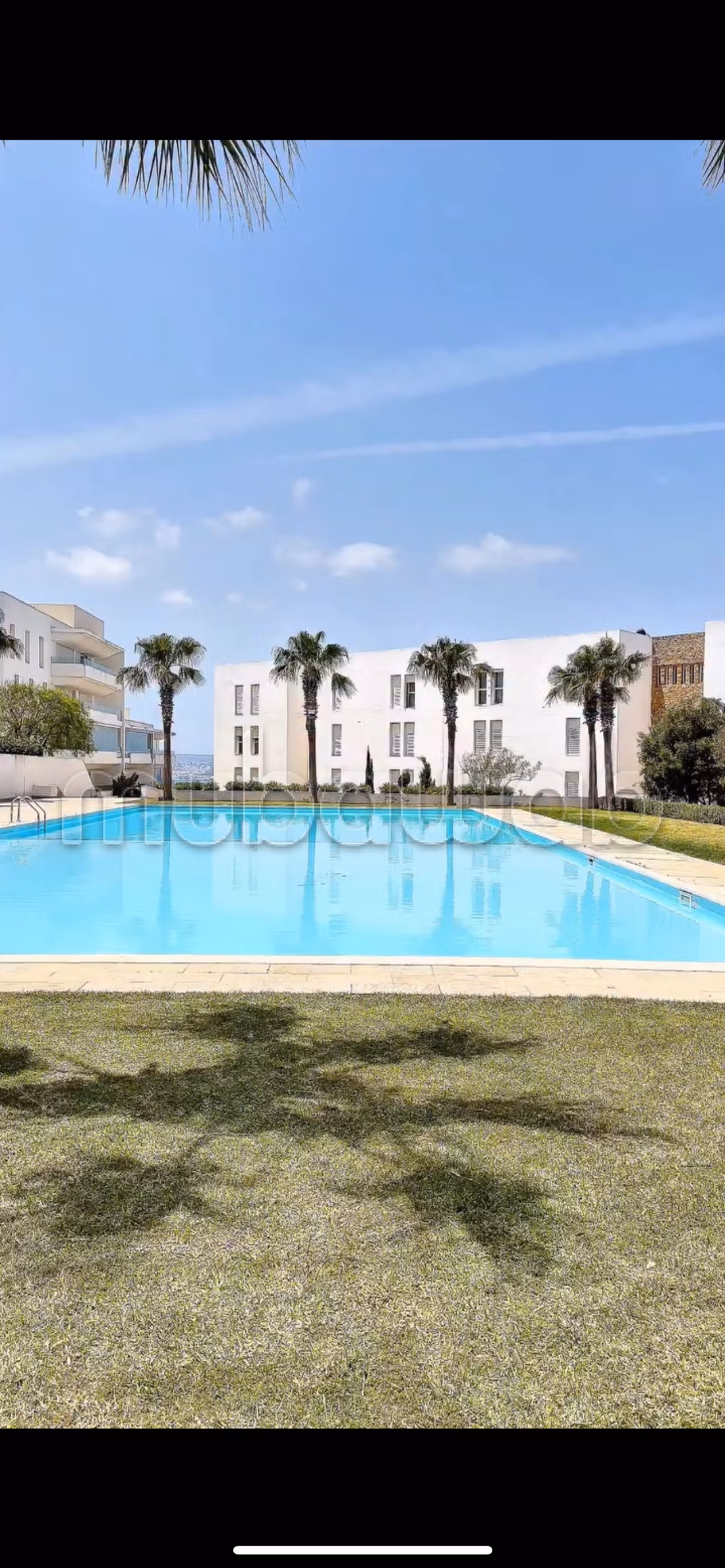 Location d'un appartement à Malabata. 3 belles chambres. Vue sur mer et porte blindée
