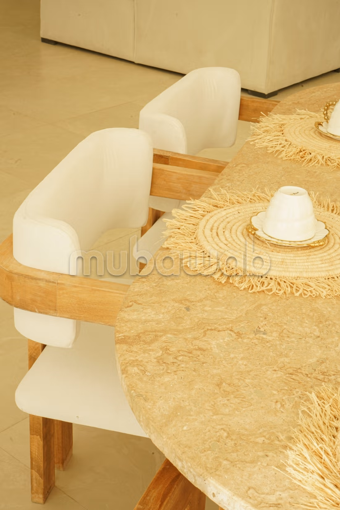 Location d'un appartement à Malabata. 3 belles chambres. Vue sur mer et porte blindée