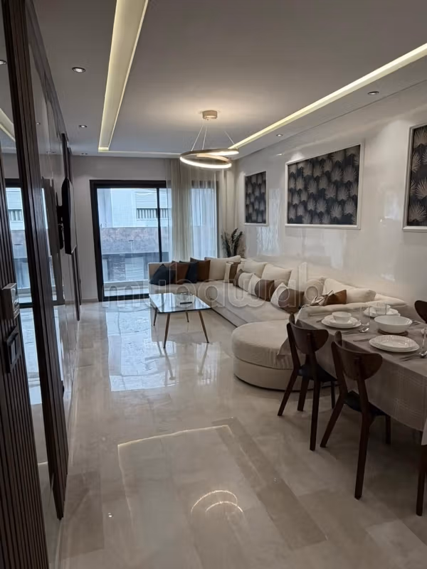 Location d'un appartement à CFC 2 chambres meublées