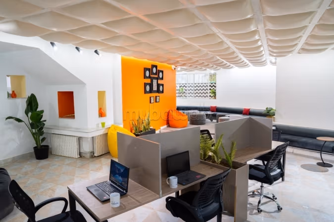 Offices for rent in Cité El Mahrajene. Area of 110 m². Green area, Balcony