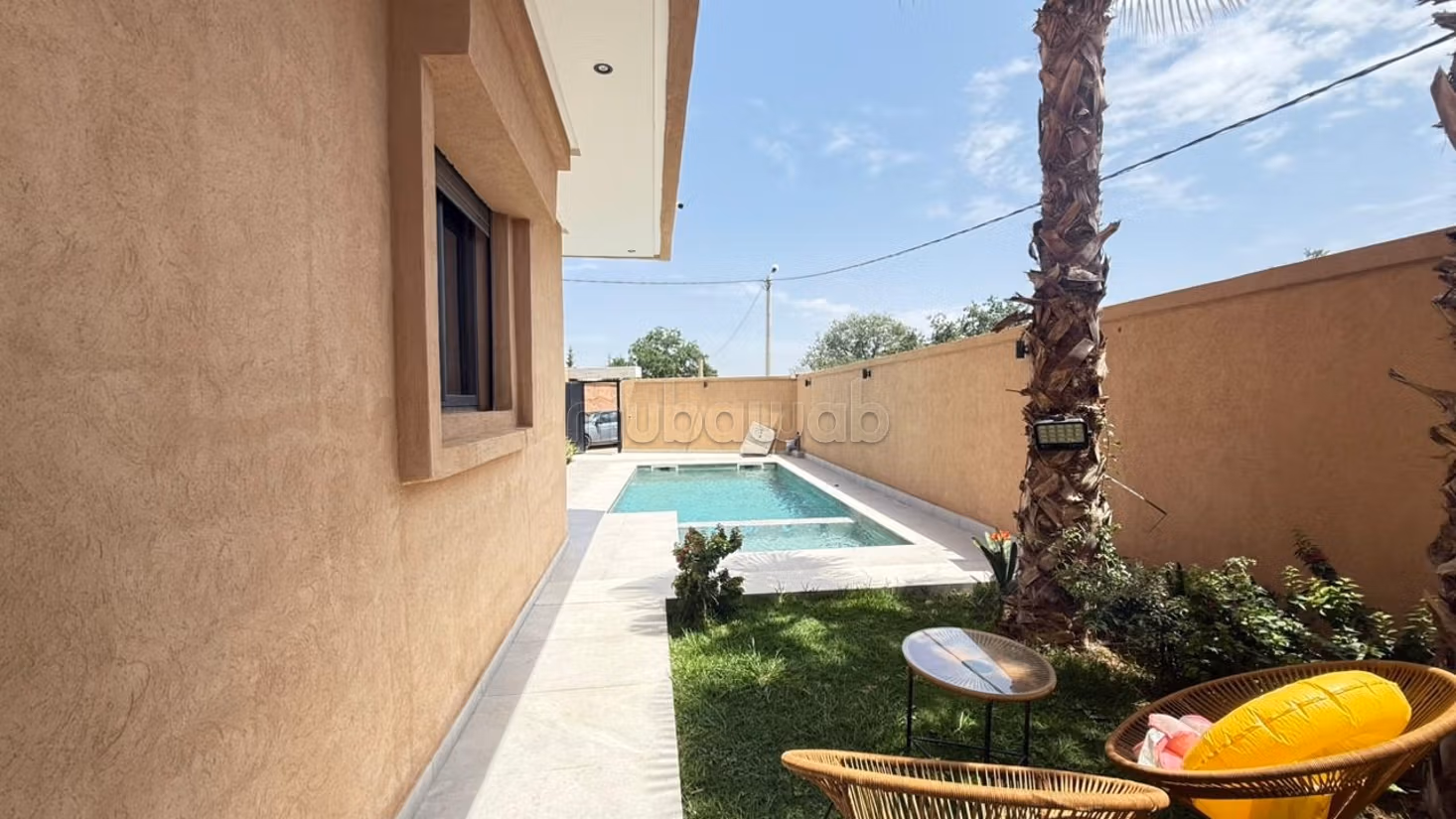 Bellissima villa arredata in vendita sulla strada Amezmiz