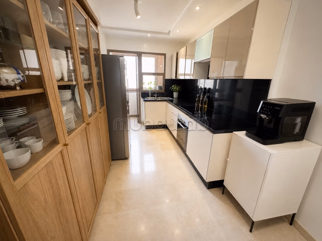 Bel appartement quartier des hôpitaux — 3