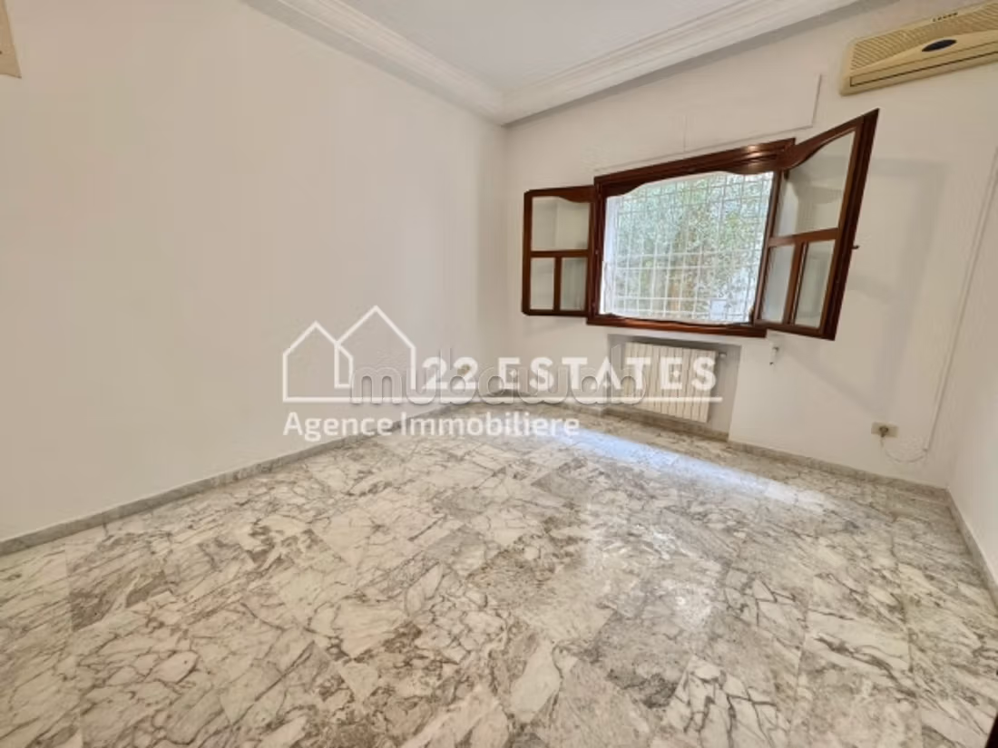 Villa S4 plain pied avec jardin à la Marsa