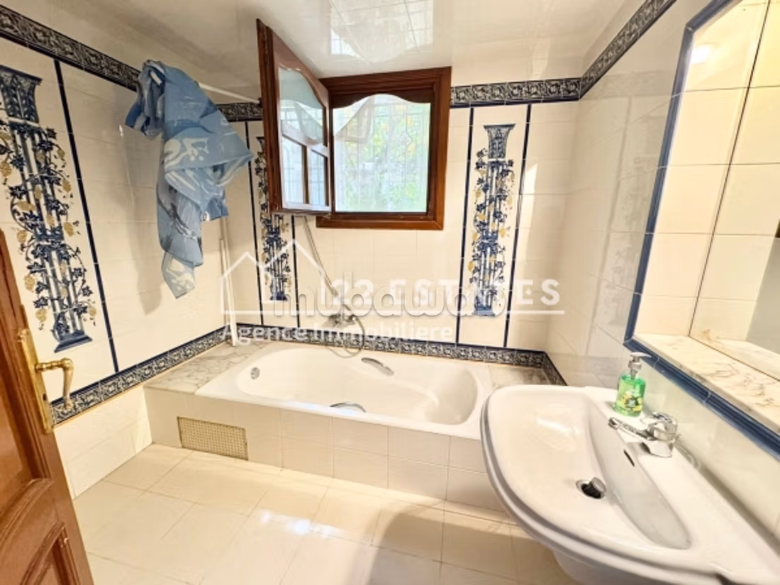 Villa S4 plain pied avec jardin à la Marsa
