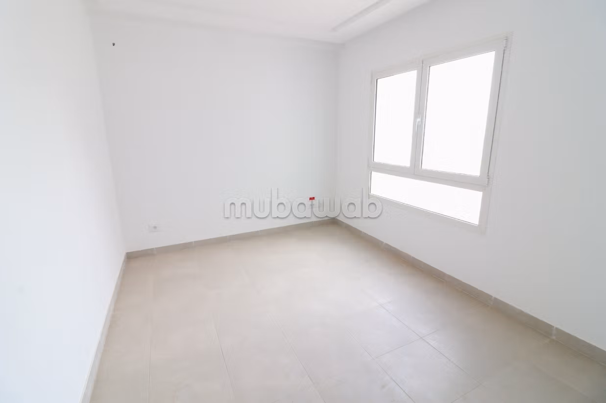 Beau local à vendre à Sfax Ville. Surface de 600 m²