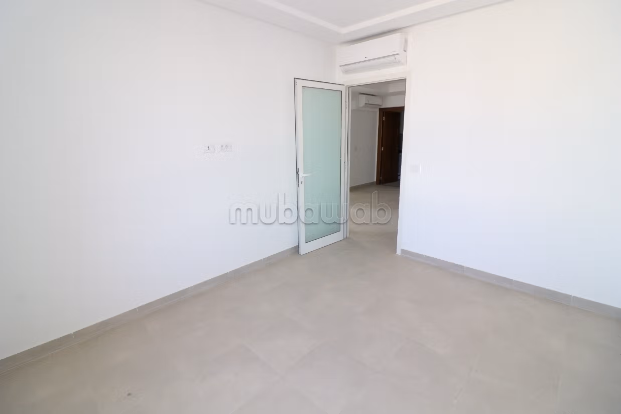 Vend bureaux à Sfax Ville. Surface de 30 m²