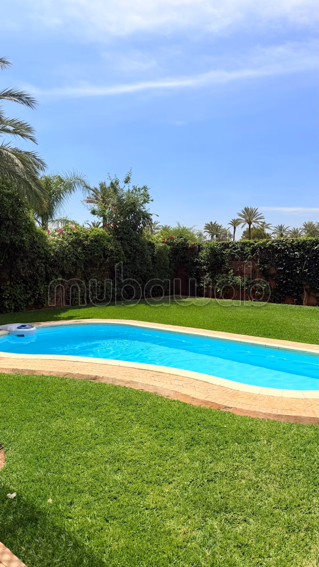 Bel appartement en location à Route Casablanca. 
4 pièces — 3