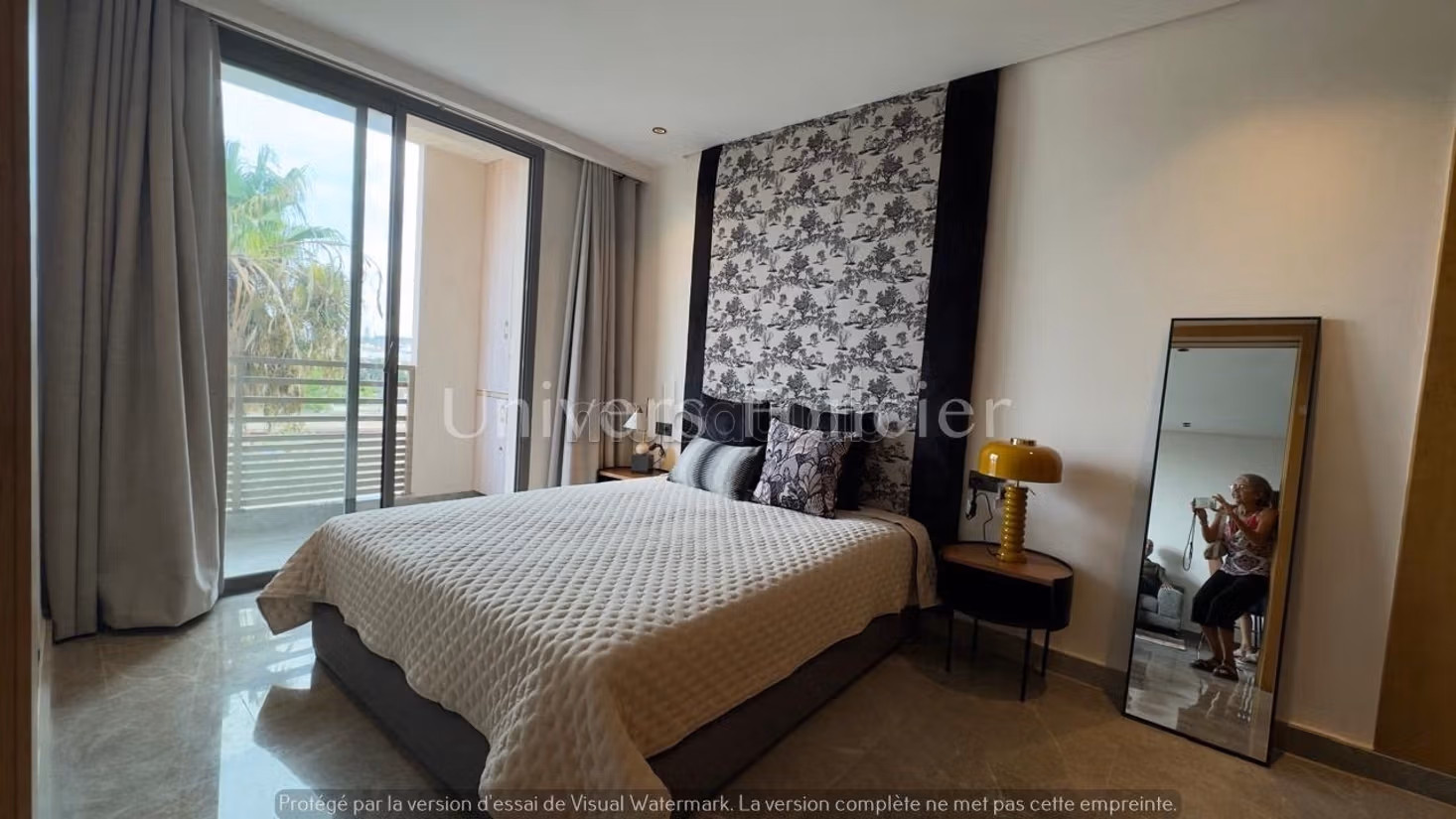 Superbe appartement à louer à Ain Diab.
Surface de 55 m².
Bi... - Fler