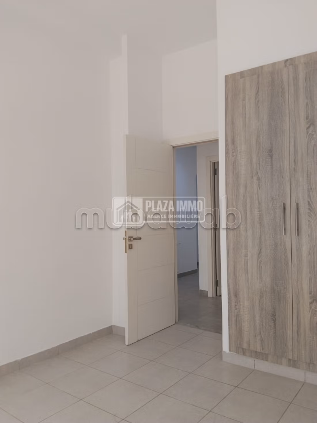 A Vendre S4 Aux Jardins Carthage