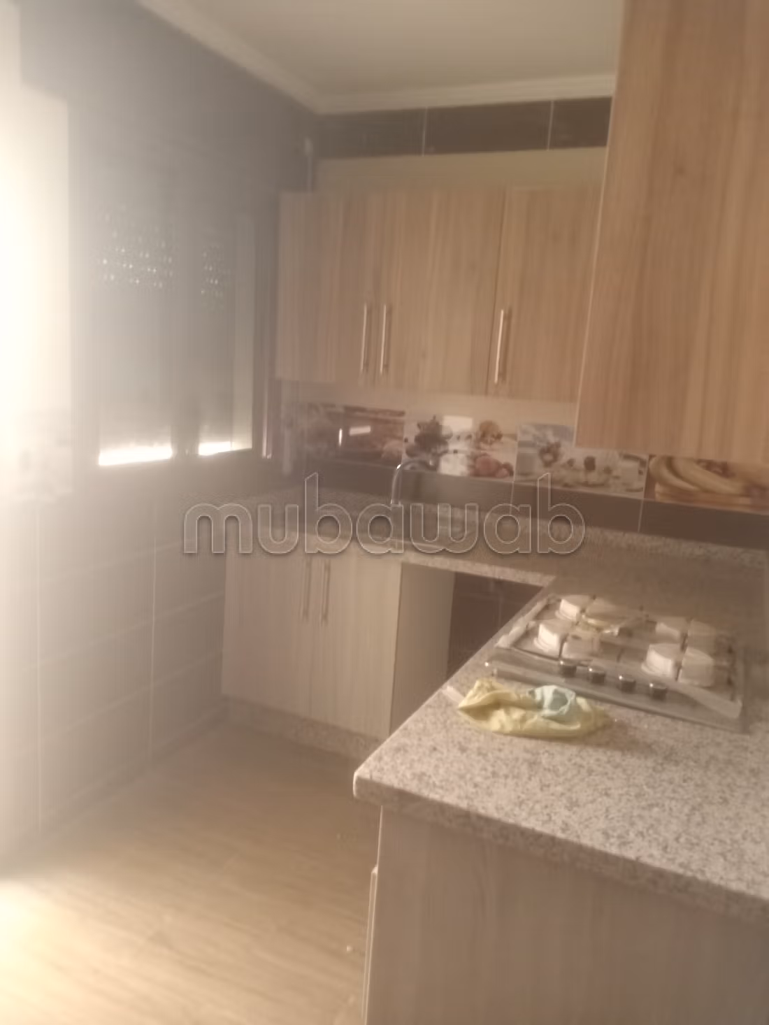 منزيل للبيع في مدينة وادلاو 
عنوان شوابل قريب من بحر بعيد بي 180 متر