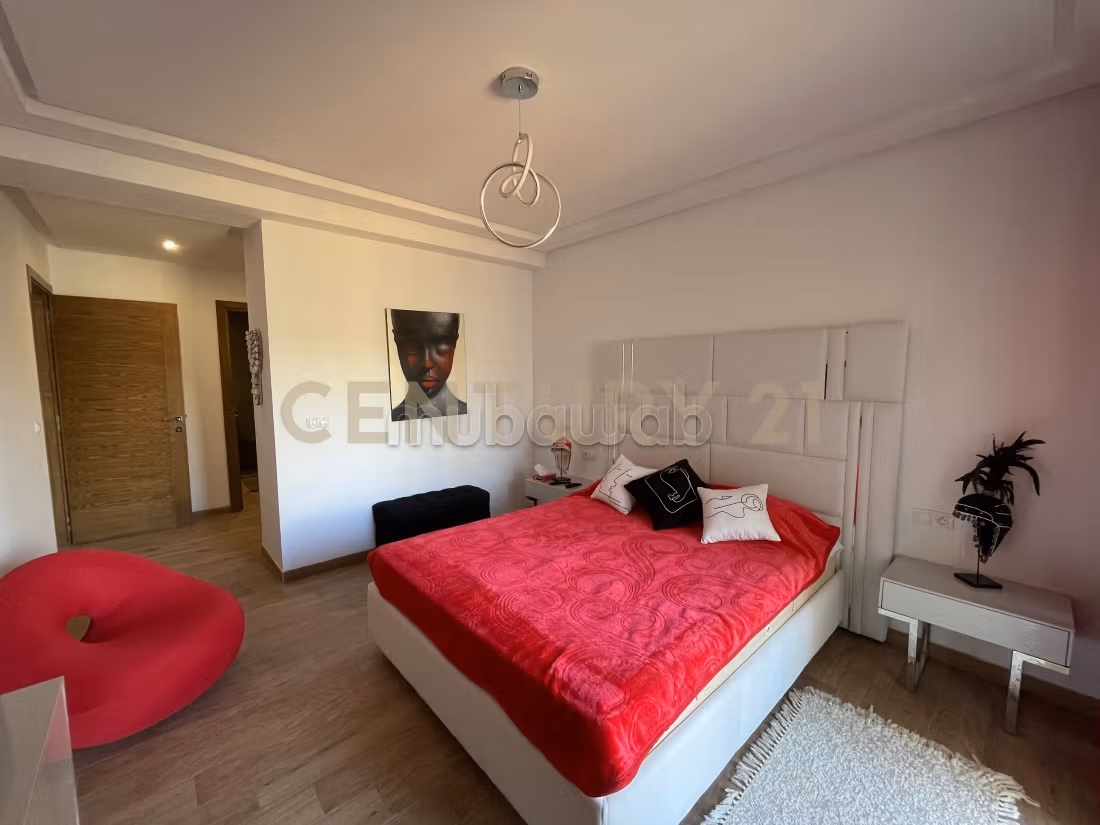 A vendre un appartement s2 à ennasr 2