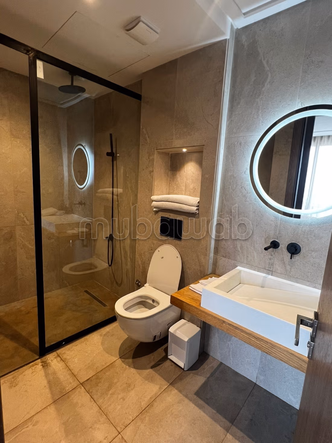Bellissimo OASI, super arredamento