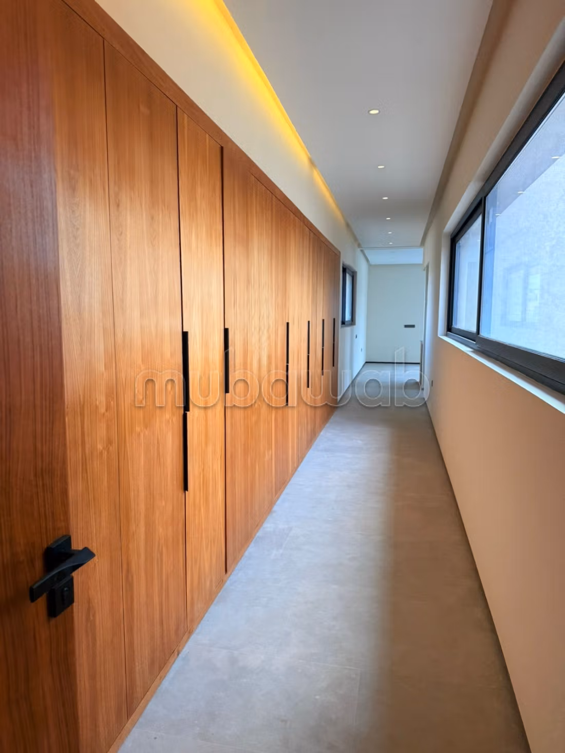 High standing villa for long-term rental