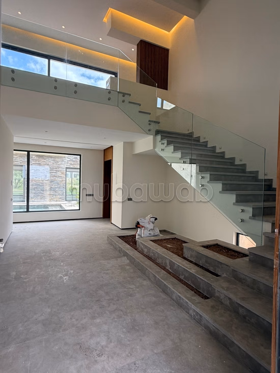 High standing villa for long-term rental