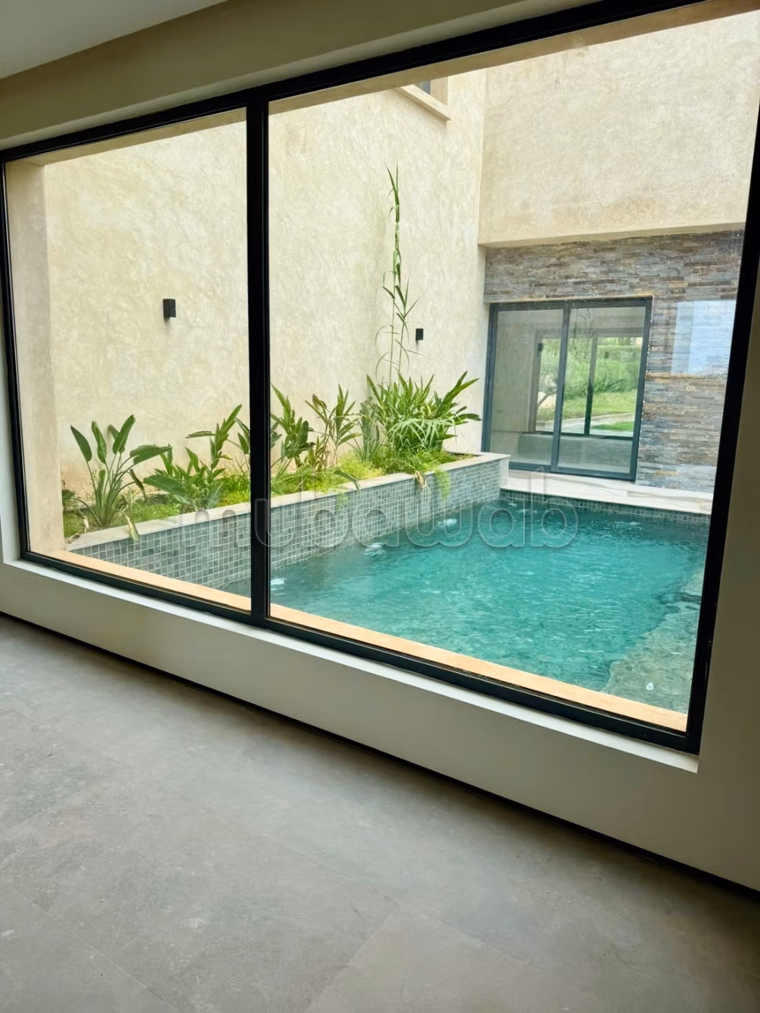 High standing villa for long-term rental
