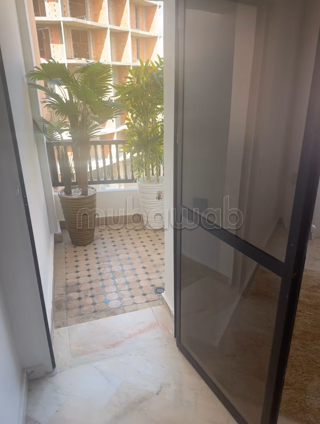 Très bel appartement 2 ch en location longue durée, uniquement pas de sous Location âpres ancien hôpital militaire, 2 chambres. Bien meublé — 2