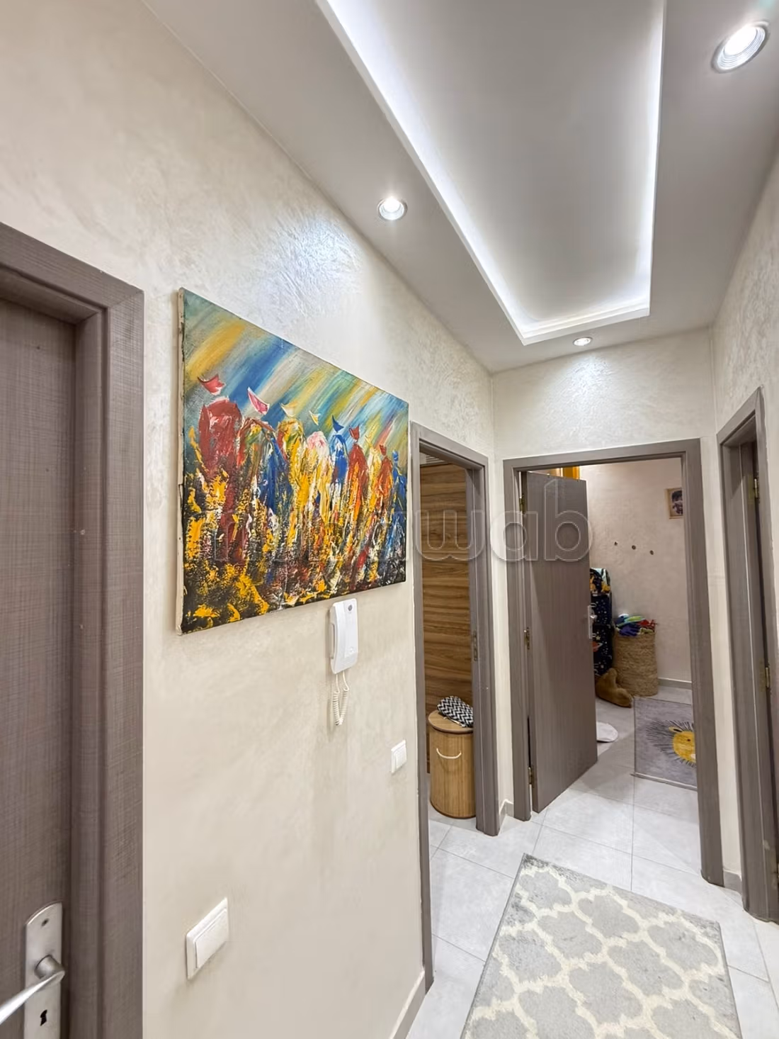 Vend appartement à Route Casablanca. 5 pièces. Bien meublé — 5