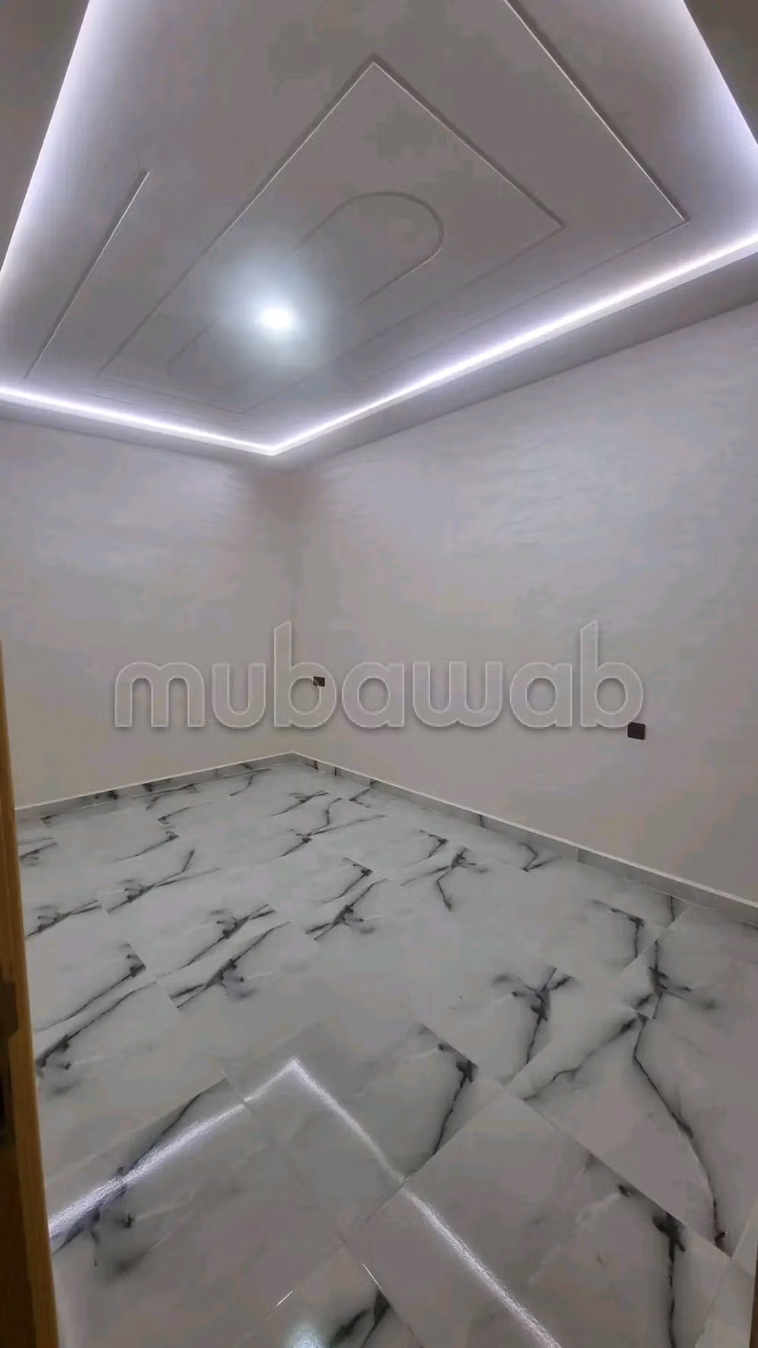 Piso en venta. 2 habitaciones. Terraza grande