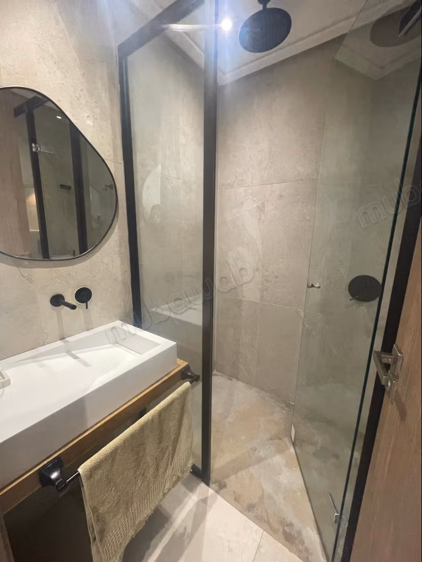 Apartamento de 2 habitaciones en el corazón de Gauthier