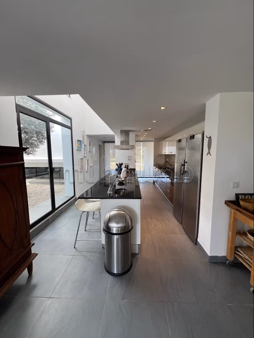 For Sale Exceptional Villa – Elegance & Prestige