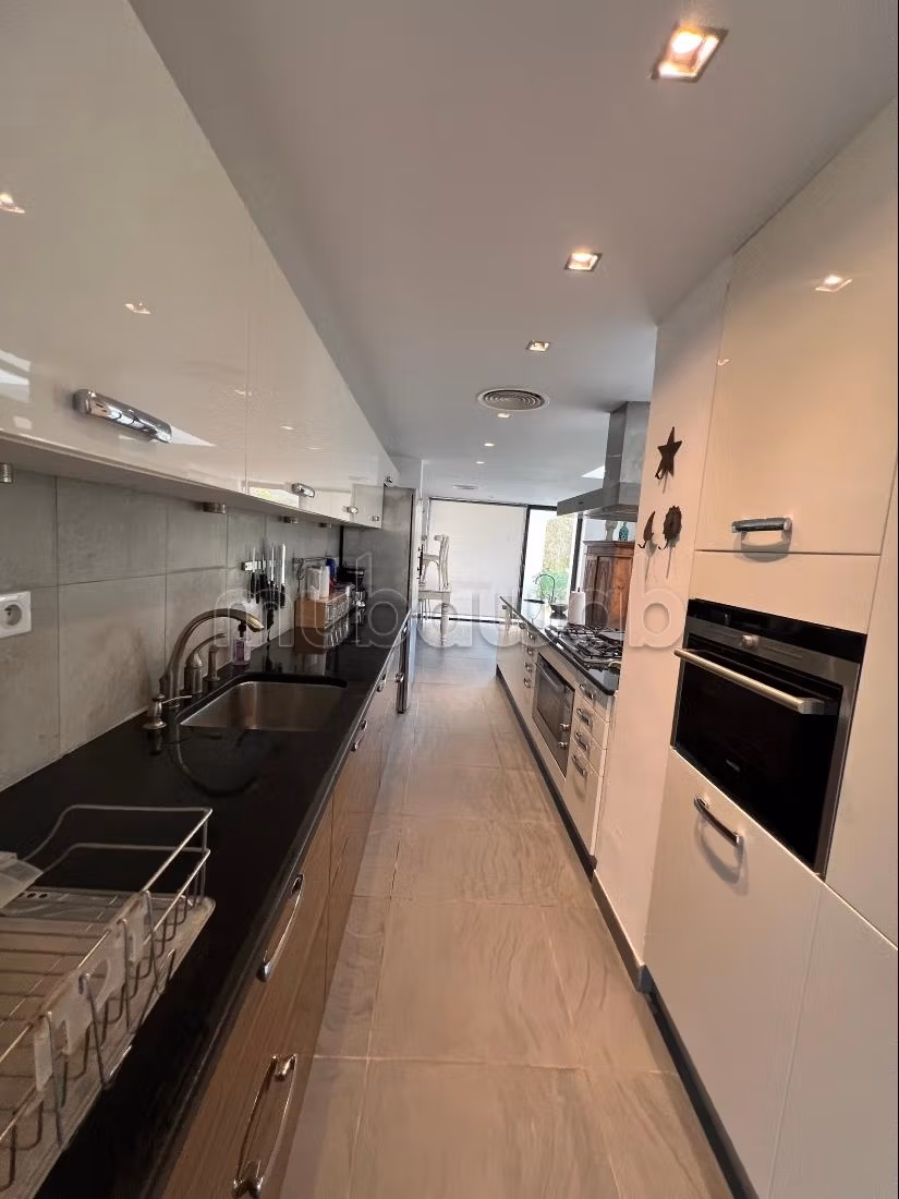 For Sale Exceptional Villa – Elegance & Prestige